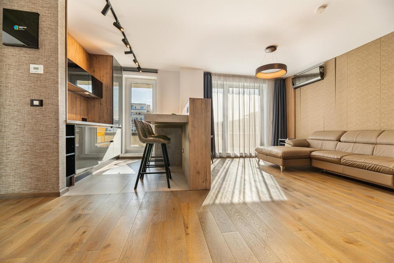 Promenada Studios Braşov Dış mekan fotoğraf