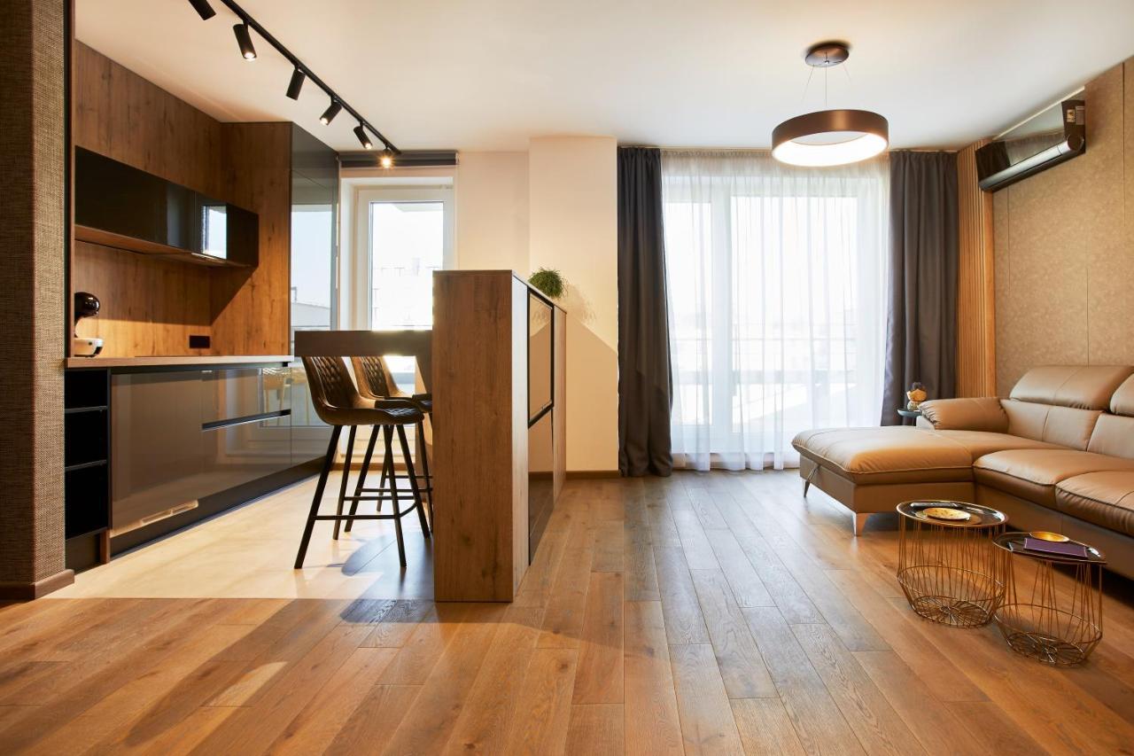 Promenada Studios Braşov Dış mekan fotoğraf